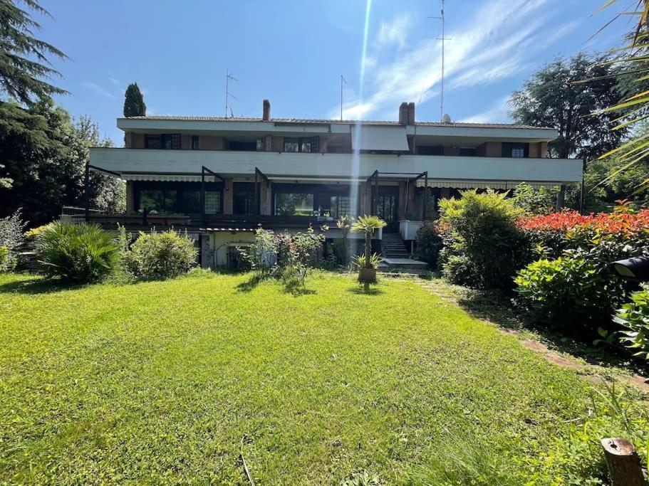 La Dolce - A Tropical Garden In Villa Roma